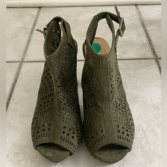 Madden girl green heels - Picture 1 of 5